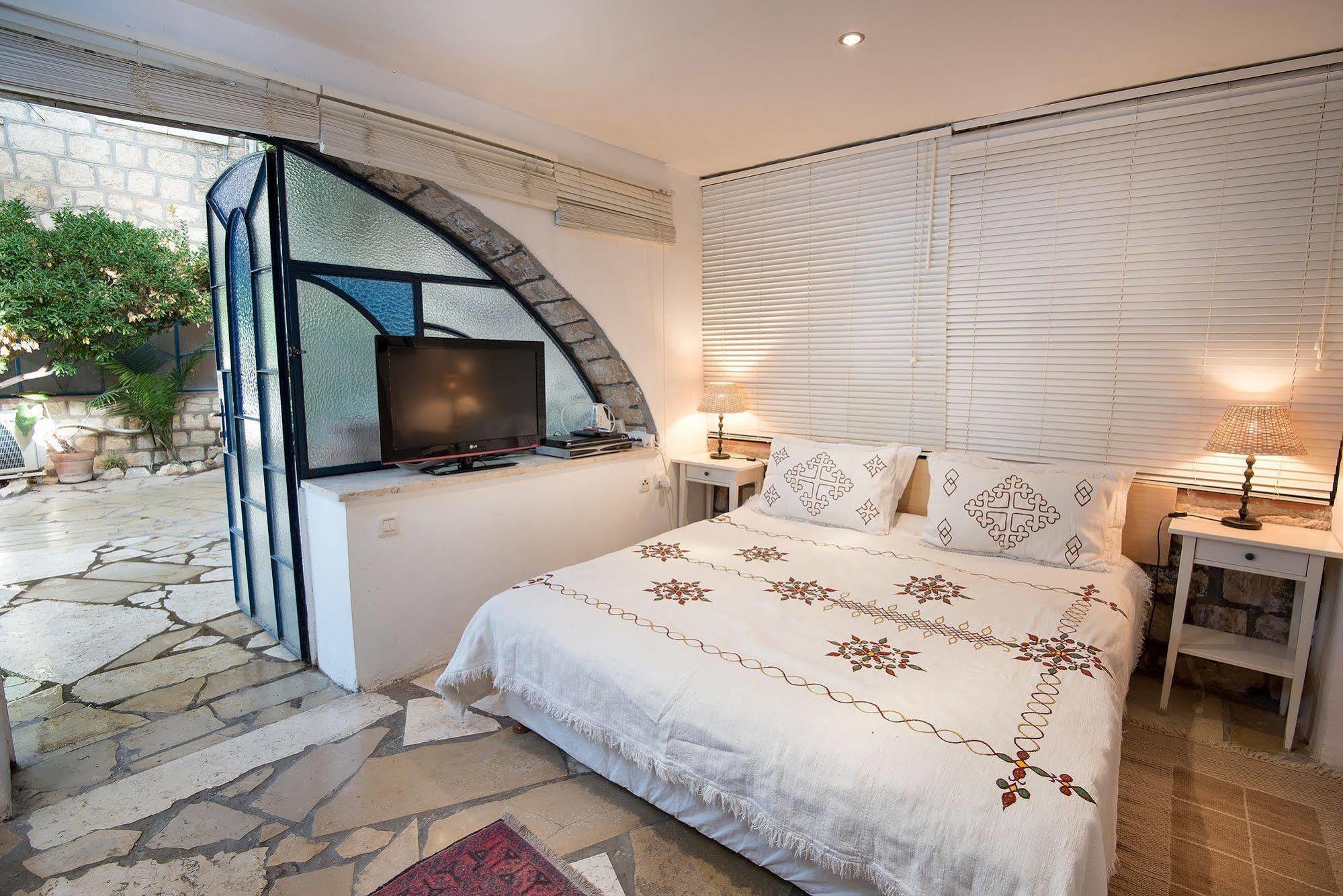 Pina Barosh Bnb Rosch Pina Exterior foto